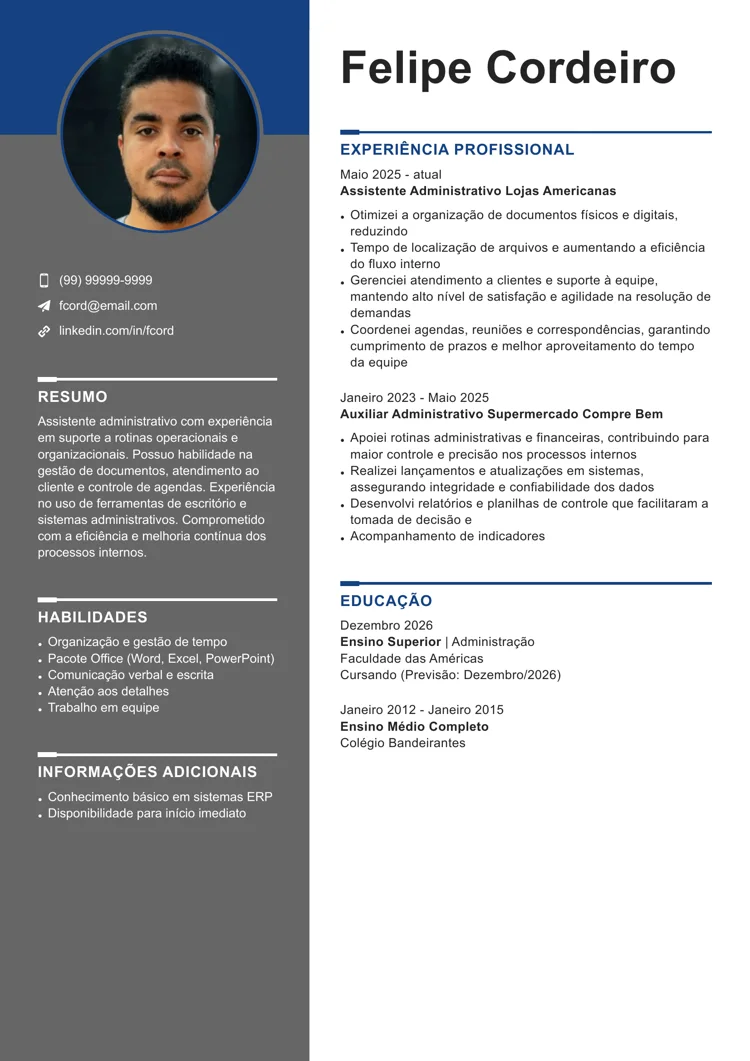 Currículo básico com duas colunas