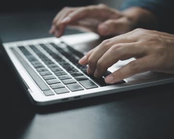Currículo digital: como fazer e modelos para PDF