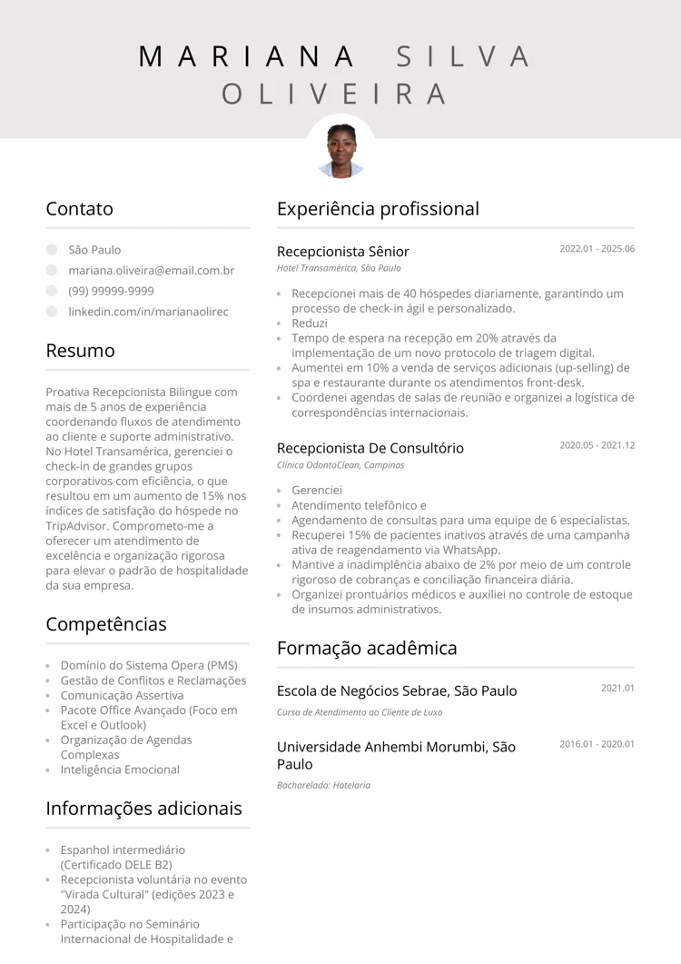 Currículo minimalista: modelo com duas colunas