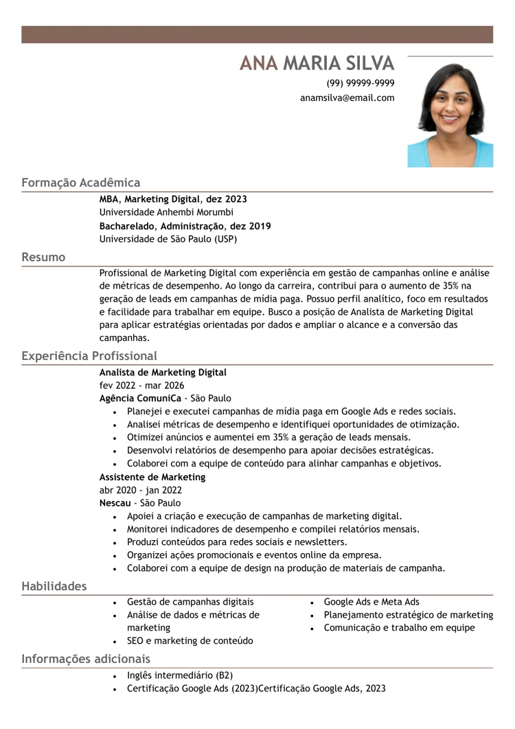 Exemplo de CV com seções personalizadas